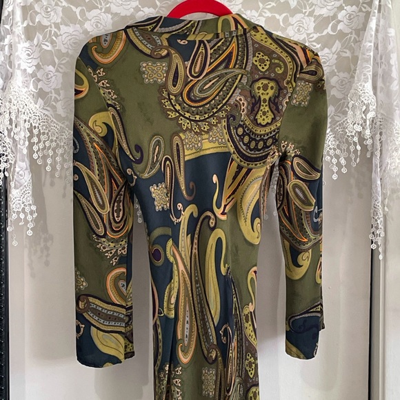 Vintage Collared Midi Dress - Picture 2 of 10